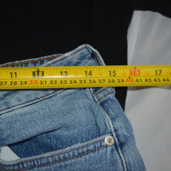 Forever 21 jeans and 2 shirts size small - Picture 5 of 6